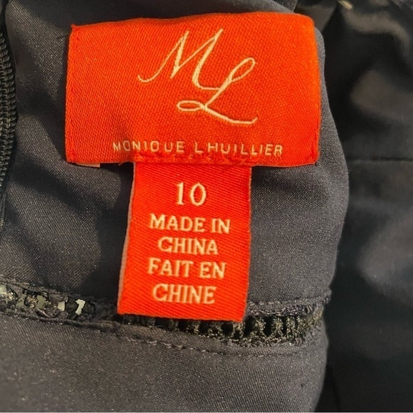 Monique Lhuillier Long Sleeve Formal Lace Gown - Picture 12 of 14